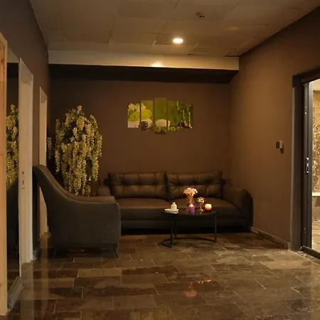 Cagan Palace 3* סיבס